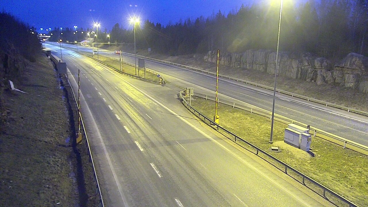 Kelikamerat Kuva Tie 1 Lohja, Tervakorpi, puomi länsi, Lohja, Uusimaa