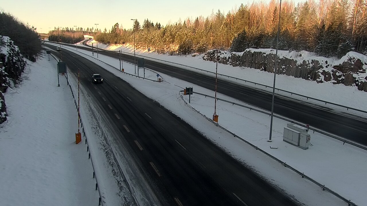 Weather Camera Image Road 1 Lohja, Tervakorpi, puomi länsi, Lohja, Uusimaa