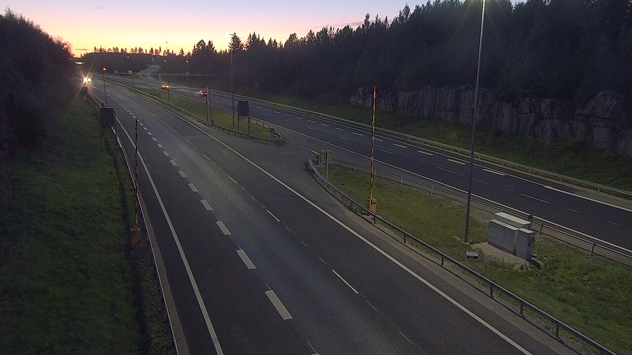 Kelikamerat Kuva Tie 1 Lohja, Tervakorpi, puomi länsi, Lohja, Uusimaa