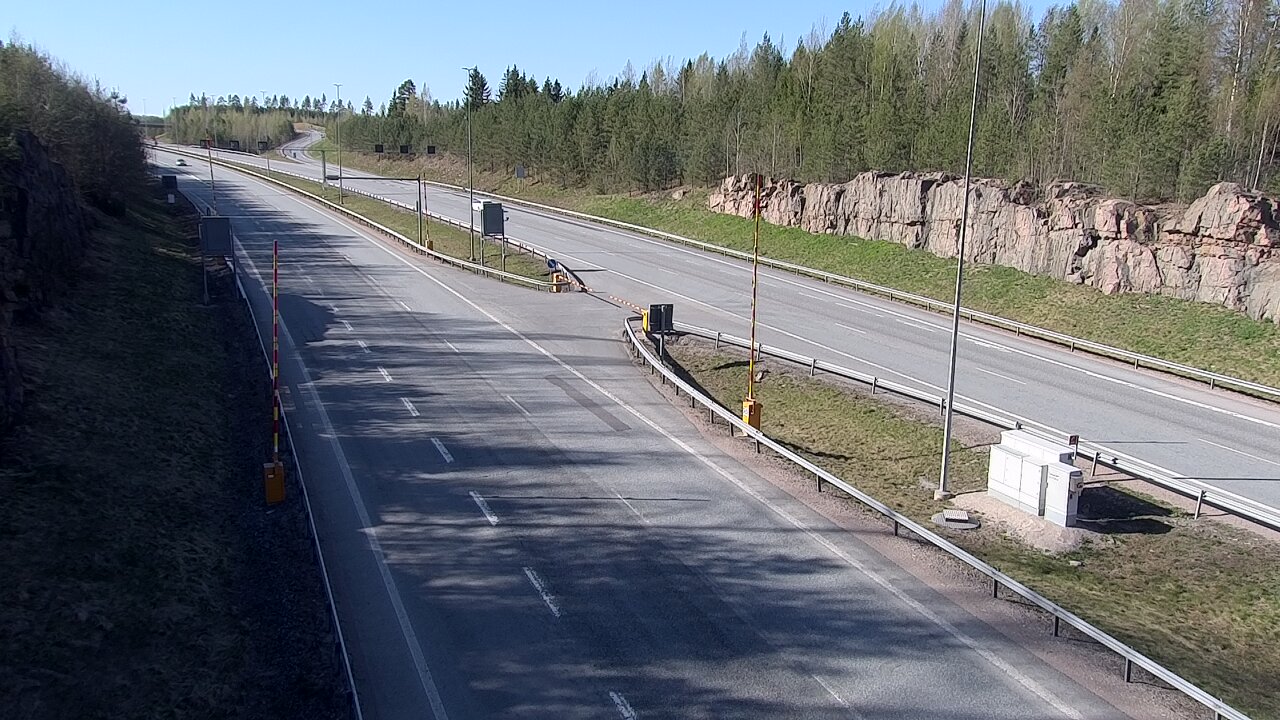 Kelikamerat Kuva Tie 1 Lohja, Tervakorpi, puomi länsi, Lohja, Uusimaa