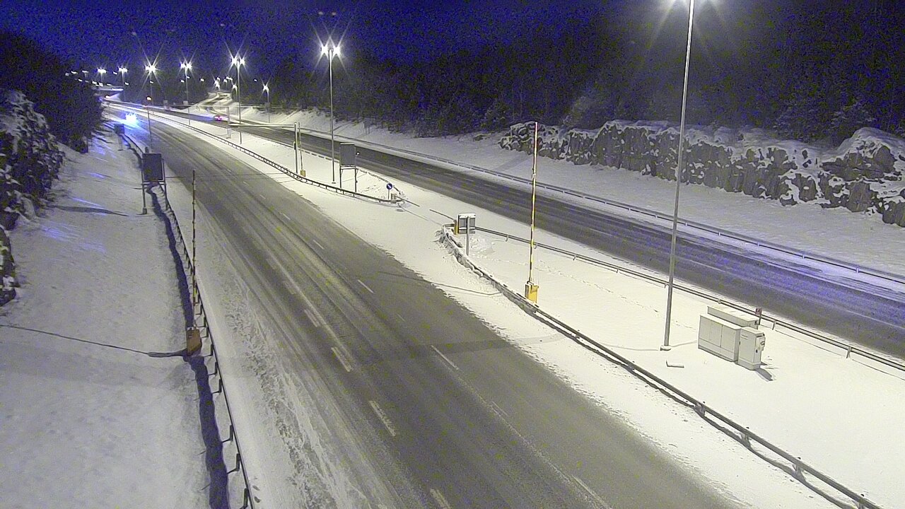 Kelikamerat Kuva Tie 1 Lohja, Tervakorpi, puomi länsi, Lohja, Uusimaa