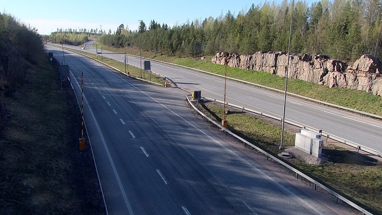 Kelikamerat Kuva Tie 1 Lohja, Tervakorpi, puomi länsi, Lohja, Uusimaa