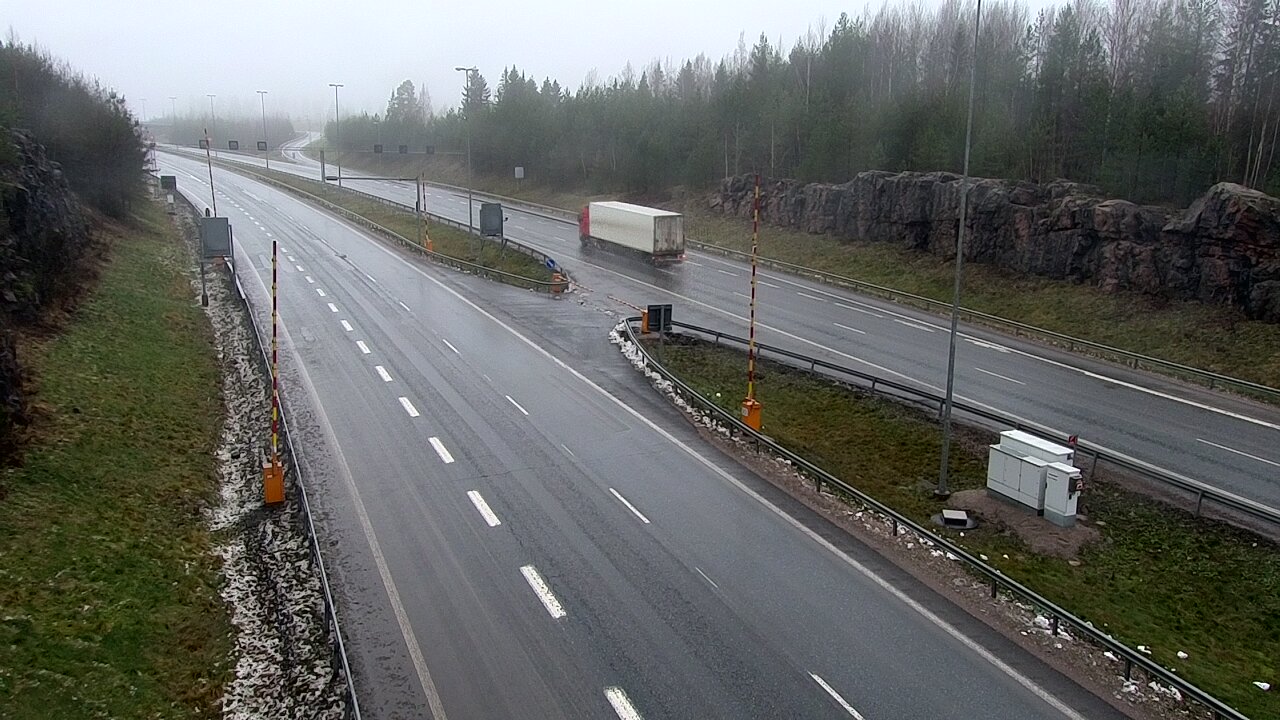 Kelikamerat Kuva Tie 1 Lohja, Tervakorpi, puomi länsi, Lohja, Uusimaa