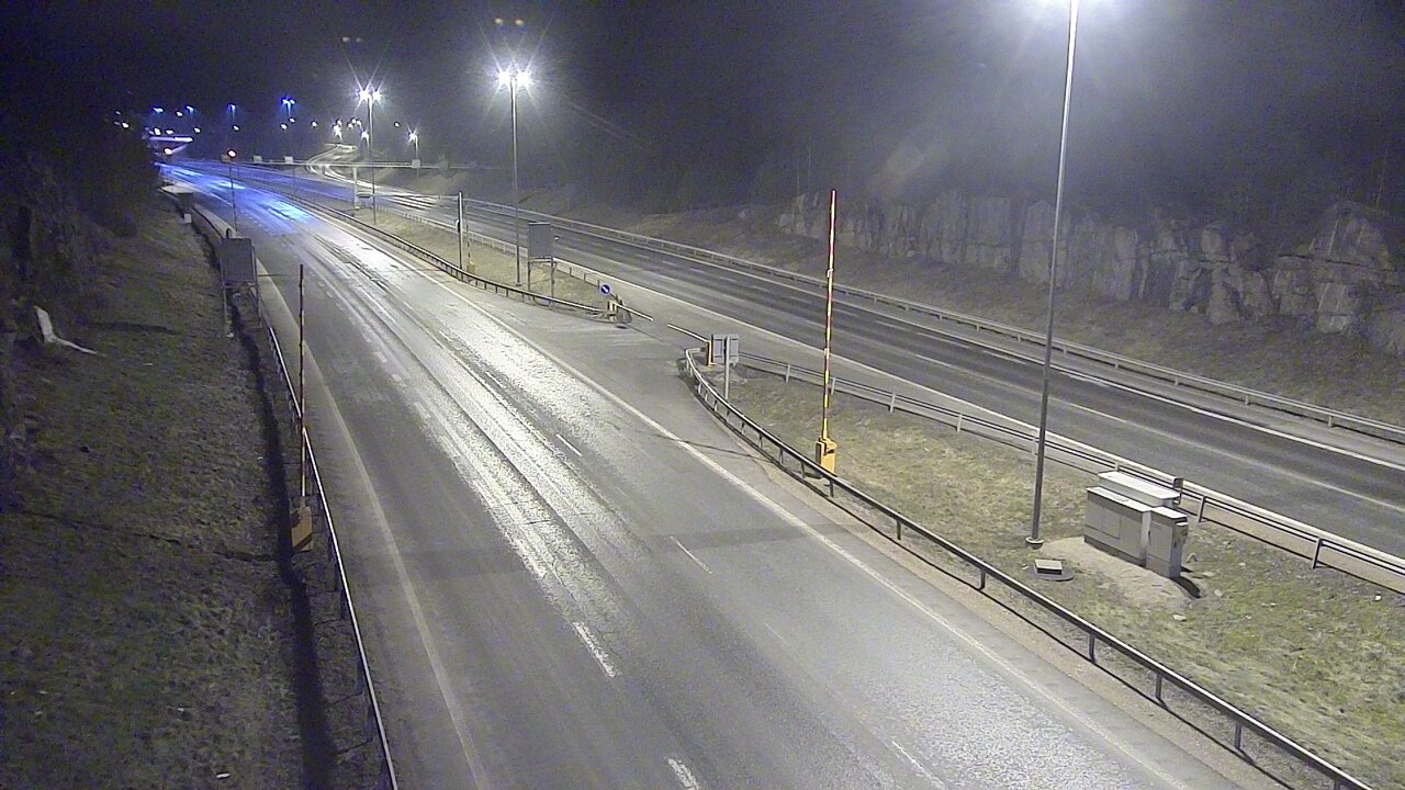 Kelikamerat Kuva Tie 1 Lohja, Tervakorpi, puomi länsi, Lohja, Uusimaa