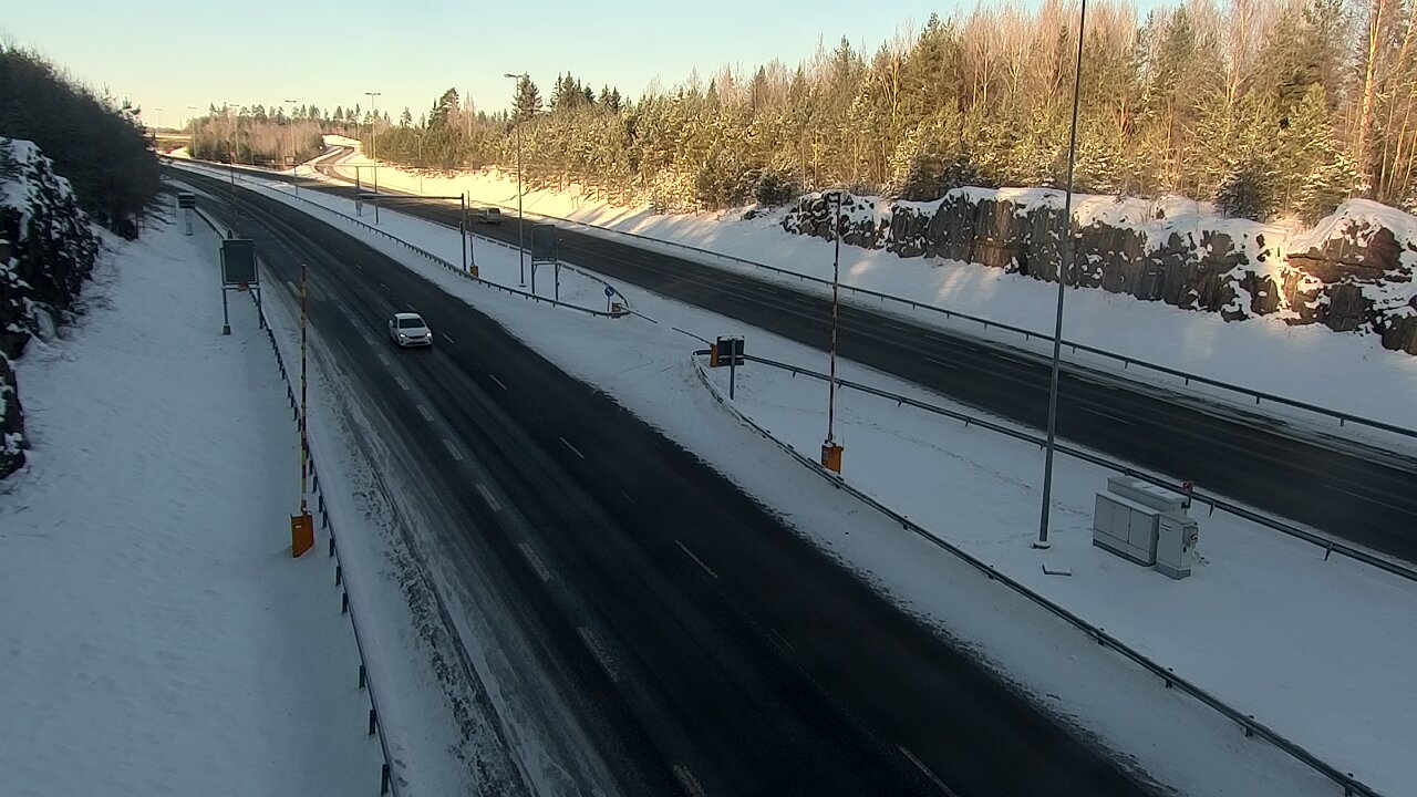 Weather Camera Image Road 1 Lohja, Tervakorpi, puomi länsi, Lohja, Uusimaa