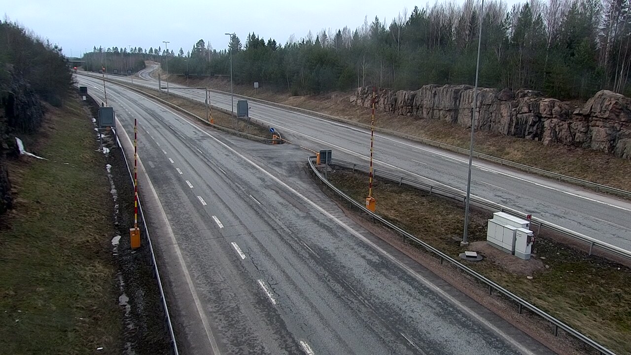 Kelikamerat Kuva Tie 1 Lohja, Tervakorpi, puomi länsi, Lohja, Uusimaa