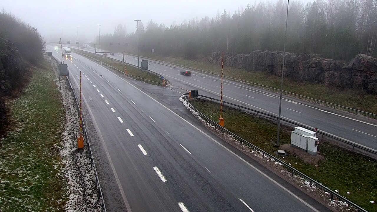 Kelikamerat Kuva Tie 1 Lohja, Tervakorpi, puomi länsi, Lohja, Uusimaa