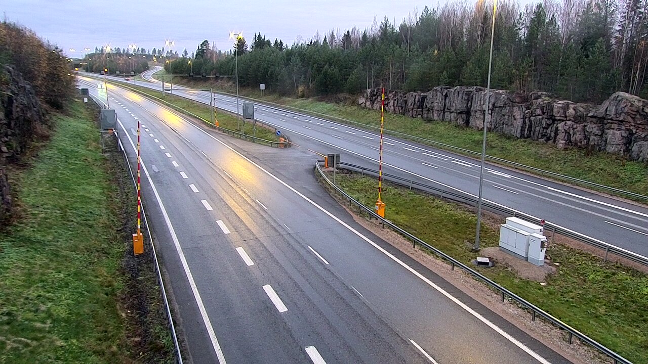 Kelikamerat Kuva Tie 1 Lohja, Tervakorpi, puomi länsi, Lohja, Uusimaa