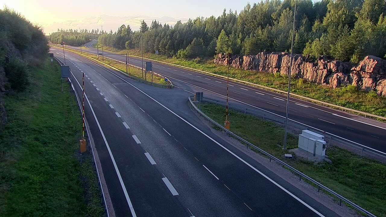 Kelikamerat Kuva Tie 1 Lohja, Tervakorpi, puomi länsi, Lohja, Uusimaa
