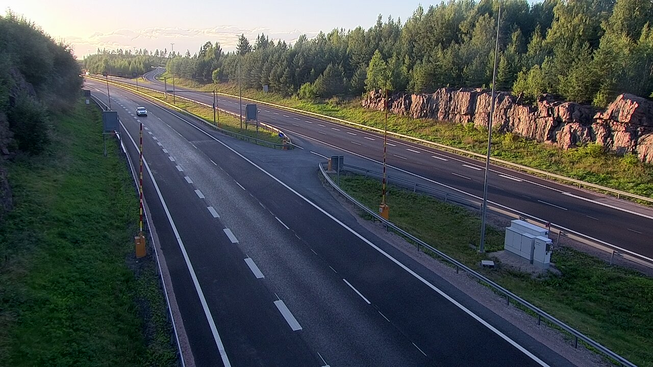 Kelikamerat Kuva Tie 1 Lohja, Tervakorpi, puomi länsi, Lohja, Uusimaa