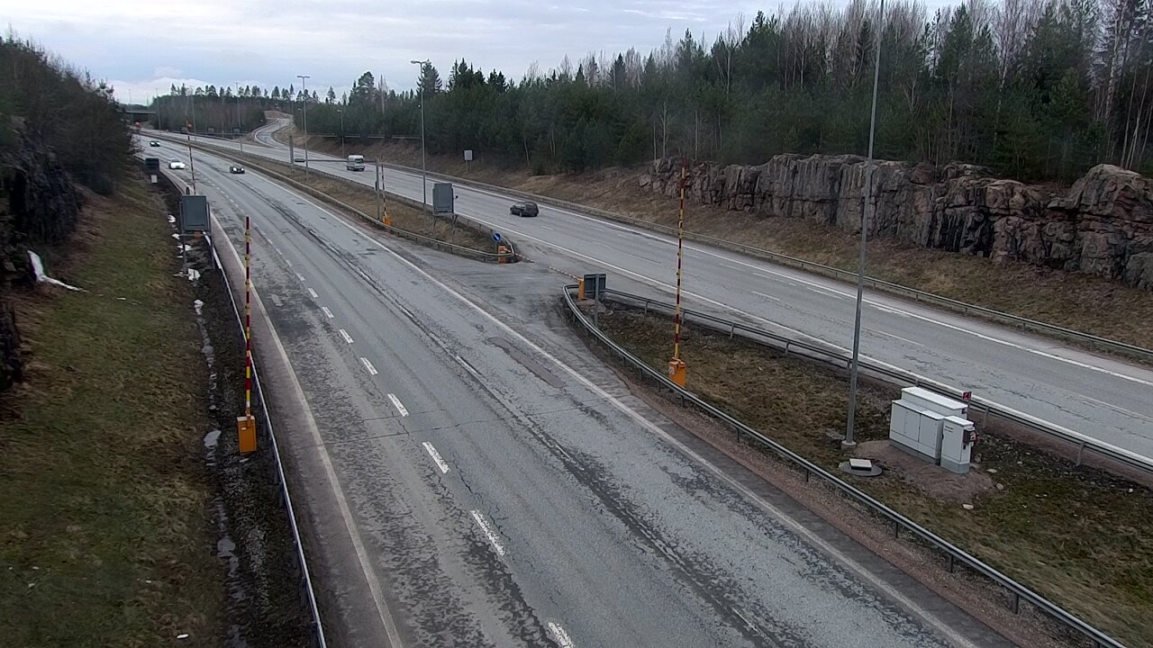 Kelikamerat Kuva Tie 1 Lohja, Tervakorpi, puomi länsi, Lohja, Uusimaa