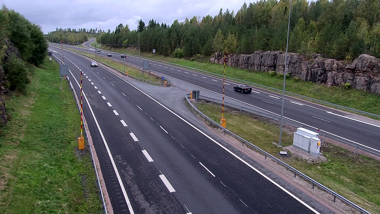 Kelikamerat Kuva Tie 1 Lohja, Tervakorpi, puomi länsi, Lohja, Uusimaa