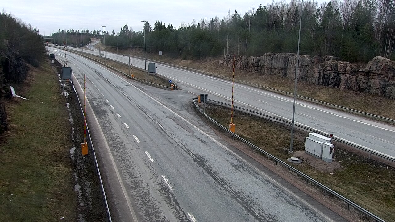 Kelikamerat Kuva Tie 1 Lohja, Tervakorpi, puomi länsi, Lohja, Uusimaa