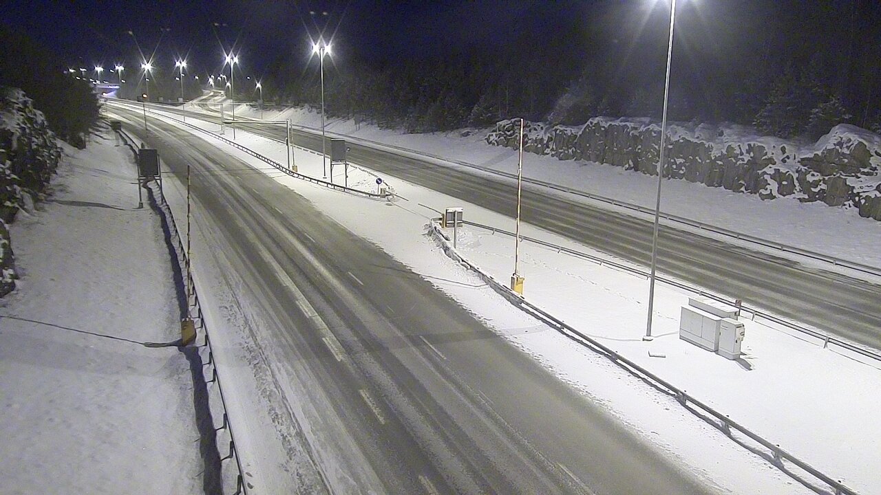 Kelikamerat Kuva Tie 1 Lohja, Tervakorpi, puomi länsi, Lohja, Uusimaa