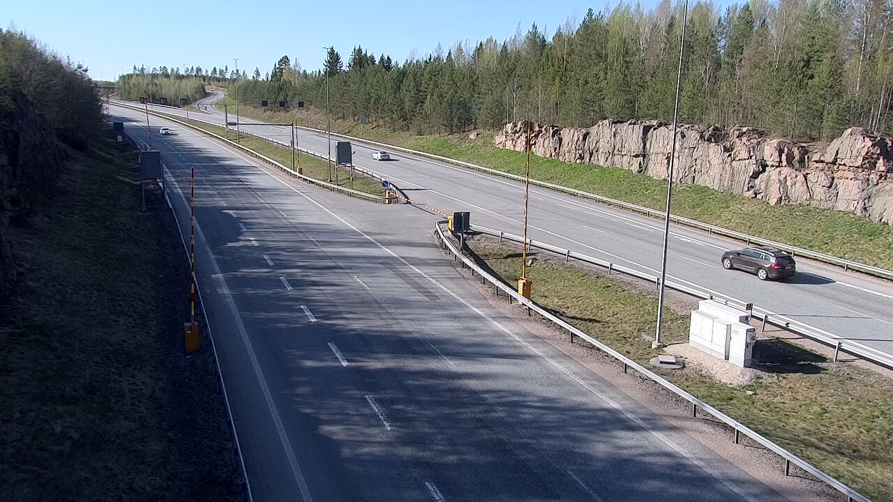 Kelikamerat Kuva Tie 1 Lohja, Tervakorpi, puomi länsi, Lohja, Uusimaa