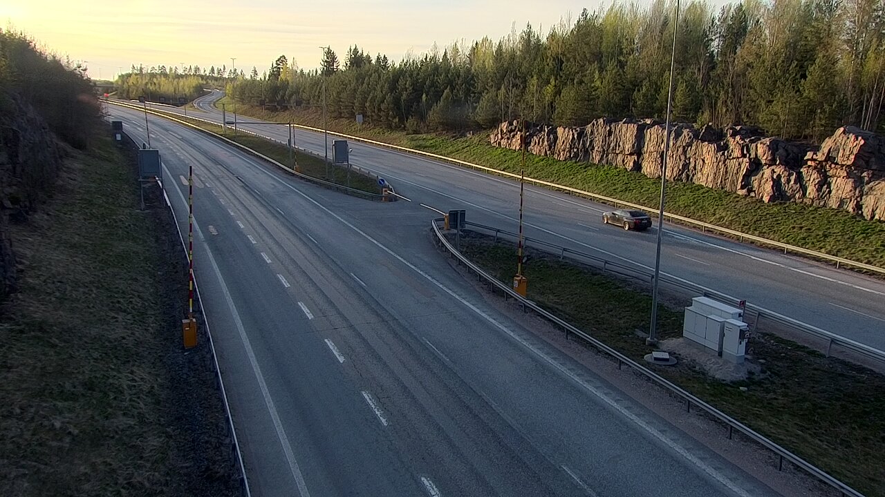 Kelikamerat Kuva Tie 1 Lohja, Tervakorpi, puomi länsi, Lohja, Uusimaa