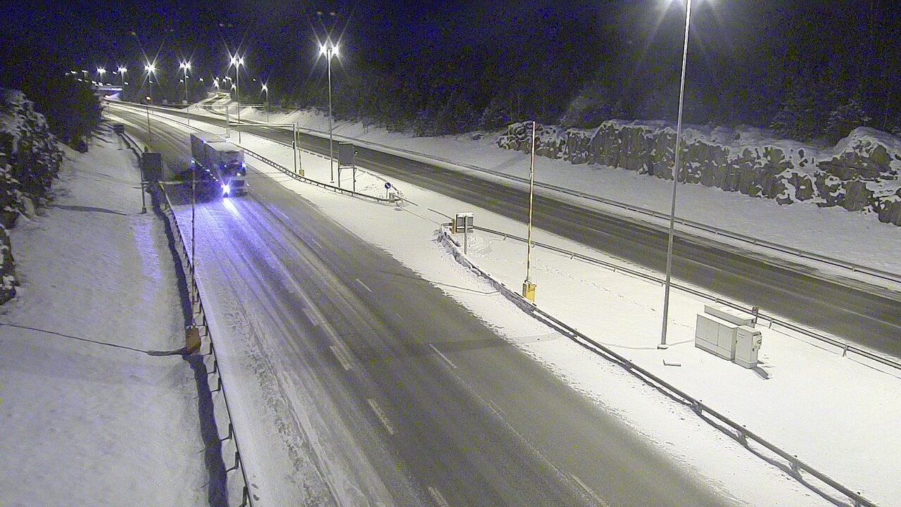 Kelikamerat Kuva Tie 1 Lohja, Tervakorpi, puomi länsi, Lohja, Uusimaa