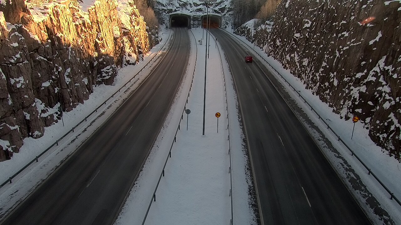 Weather Camera Image Väg 1 Lojo, Pitkämäki väst, Lohja, Uusimaa