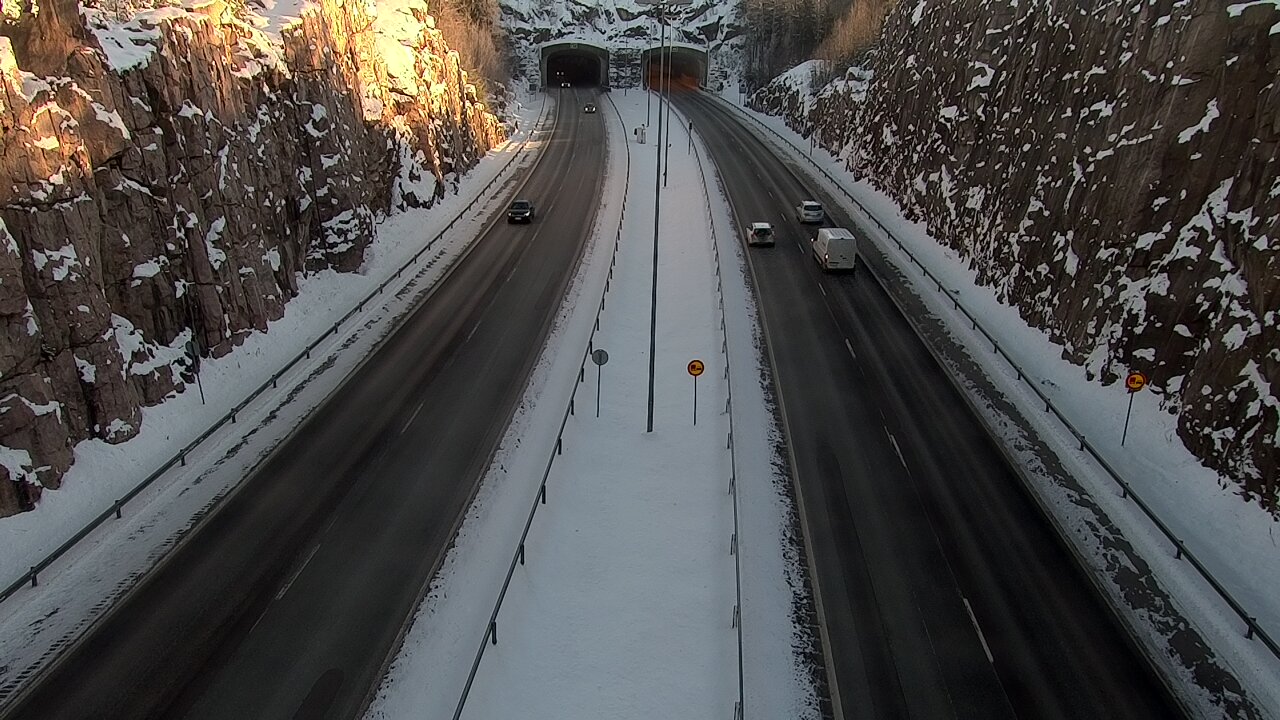 Weather Camera Image Väg 1 Lojo, Pitkämäki väst, Lohja, Uusimaa