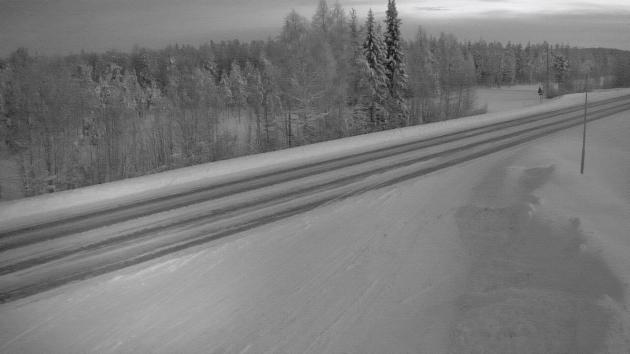 Weather Camera Image Väg 4 Sodankylä, Petäjämaa, Sodankylä, Lappi